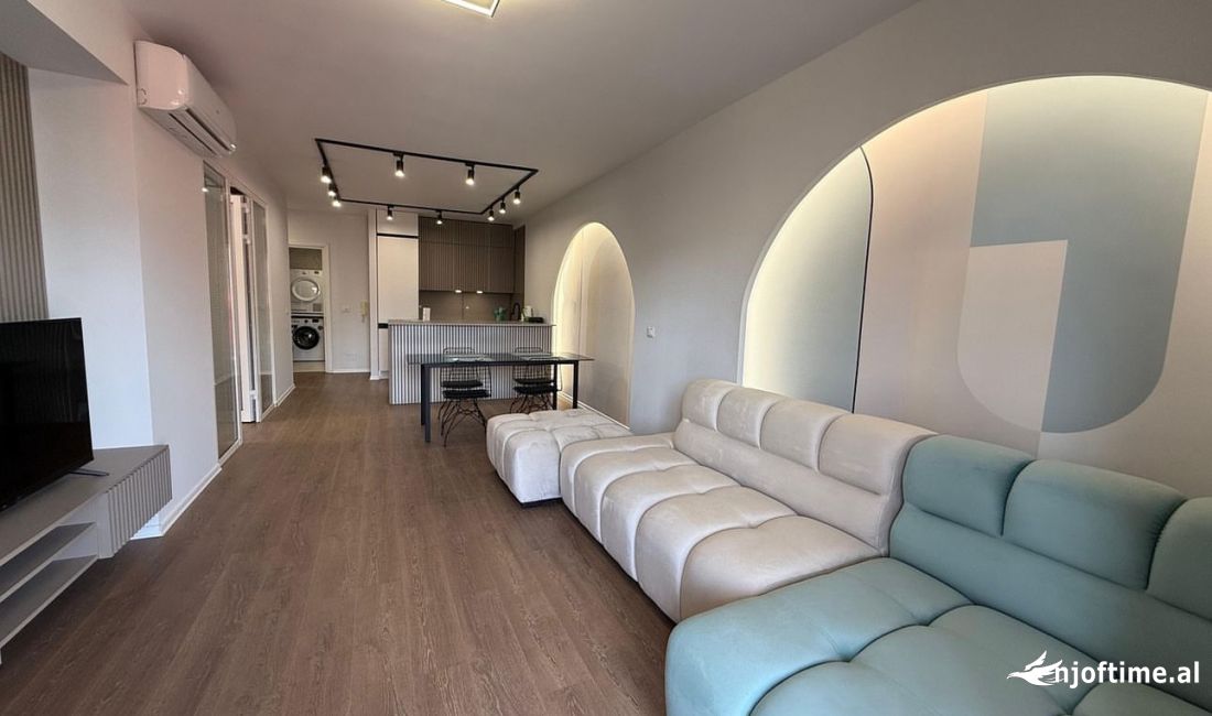 Shtepi ne shitje Apartament ne Tirane, 2+1, Mobilimi E mobiluar, Pagesa 275,000  Euro.