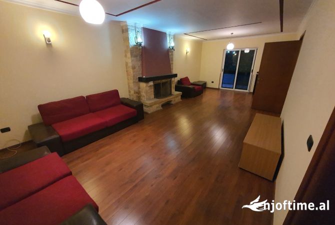 Japim me qera Vile 3 kate me oborr per biznes ne Selite