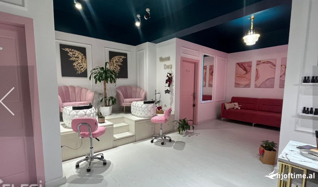 SHITET NJESI KOMERCIALE 76M2 RR. MYSLYM SHYRI, BUZE RRUGE