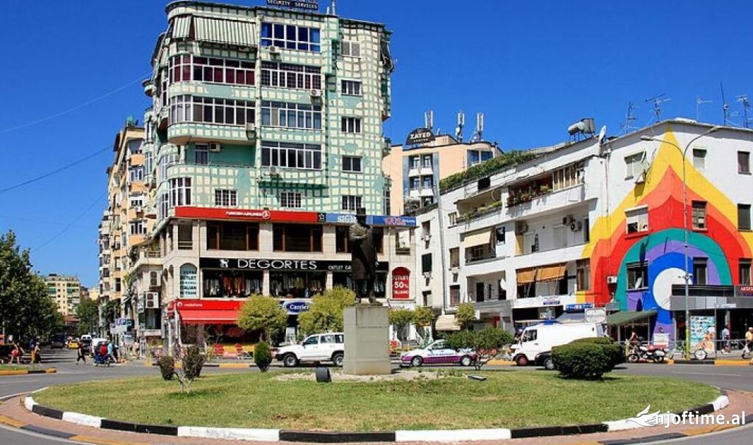 ‼️Ambient komercial per shitje tek Sheshi Willson‼️