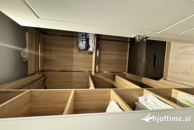 Appartamento in affitto a Tirana 2+1, Arredato