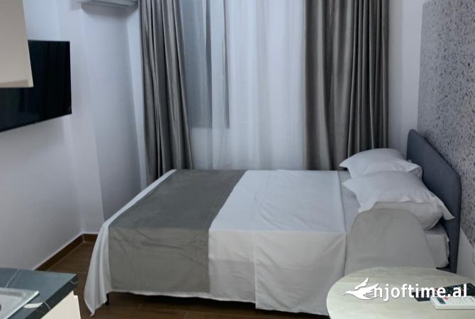 Shtepi ne shitje Apartament ne Tirane, Garsoniere, Mobilimi E mobiluar, Pagesa 330,000  Euro.
