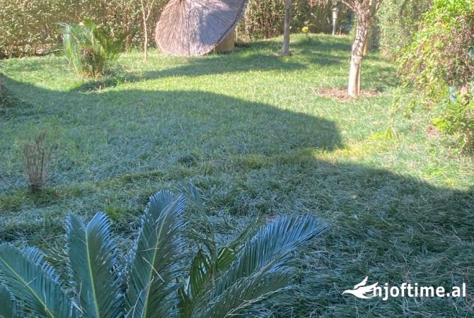 Shesim apart 2+1 me oborr te Gjiri i Lalzit Lura 1