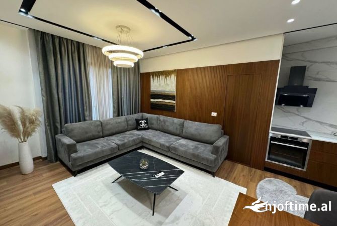 Shitet Apartament luks 2+1+2 , te Oxhaku, Tirane