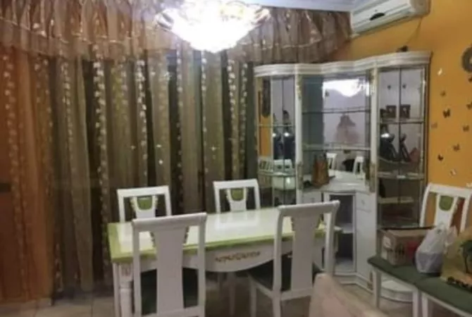 Shtepi ne shitje Apartament ne Tirane, 2+1, Mobilimi E mobiluar, Pagesa 179,000  Euro.