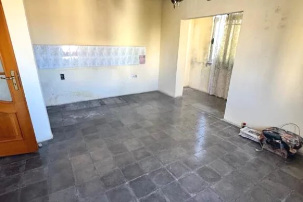 Okazion Investimi!!! Shesim 2 apart nga 2+1, 160m2, prane Pallatit me Shigjeta