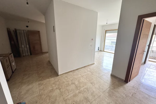 ‼️Jepet me qera zyra 4+1+2, prane Ish Bllokut‼️