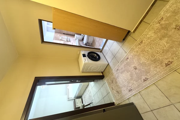 Shtepi me qera Apartament ne Tirane, 1+1, Mobilimi E mobiluar, Pagesa 500  Euro.