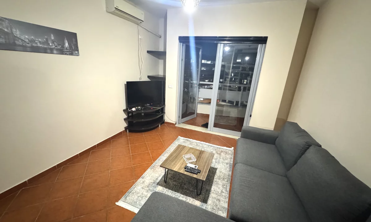 Shtepi me qera Apartament ne Tirane, 1+1, Mobilimi E mobiluar, Pagesa 500  Euro.