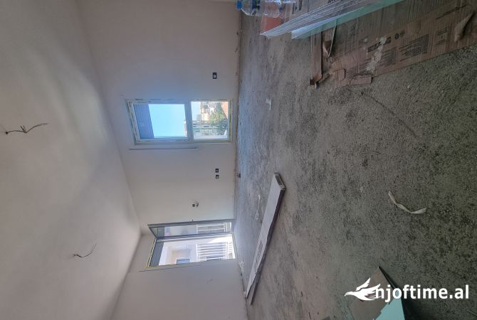 Supet planimetri  Shitet apartament  1+1+parkim tek Xhamlliku.  Pallat 2025  