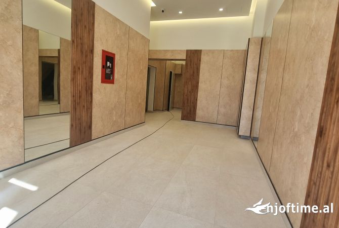 Vjen nga Happy Home  Super apartament per shitje  2+1+2 tek Kopshti Zologjik.  