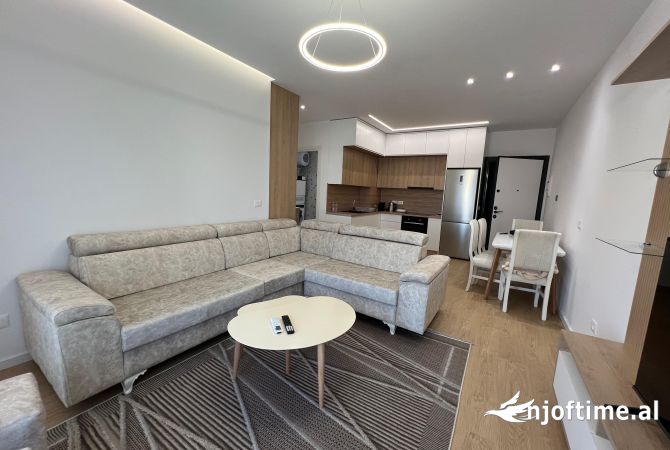 Apartament 1+1 për qera tek Bulevardi Ri