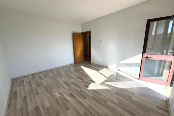 Casa in affitto 2+1 a Tirana - 800 Euro
