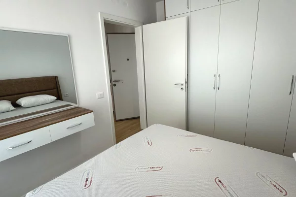 Shtepi me qera Apartament ne Tirane, 1+1, Mobilimi E mobiluar, Pagesa 40,000  Leke.