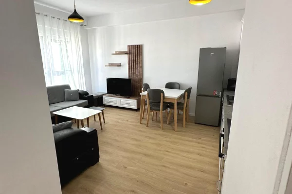 Shtepi me qera Apartament ne Tirane, 1+1, Mobilimi E mobiluar, Pagesa 40,000  Leke.