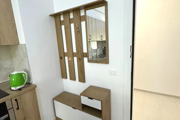 Shtepi me qera Apartament ne Tirane, 1+1, Mobilimi E mobiluar, Pagesa 40,000  Leke.