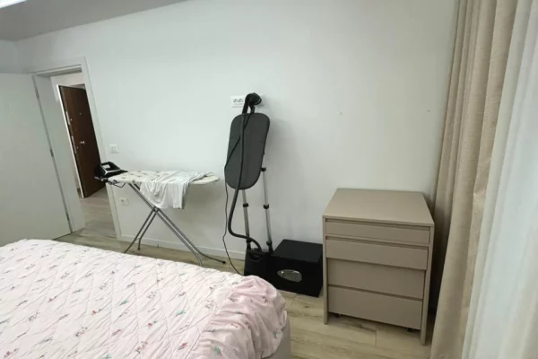 Shtepi ne shitje Apartament ne Tirane, 2+1, Mobilimi E mobiluar, Pagesa 18,900,000  Leke.