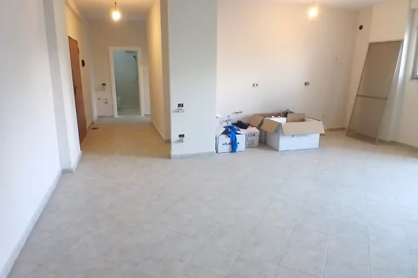 Shtepi ne shitje 2+1 ne Tirane - 3,750 Leke