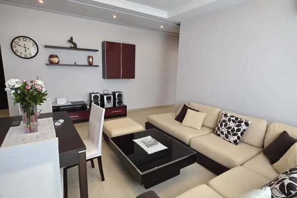 Shtepi ne shitje Apartament ne Tirane, 2+1, Mobilimi E mobiluar, Pagesa 22,200,000  Leke.