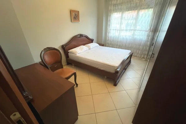 Shtepi me qera Apartament ne Tirane, 1+1, Mobilimi E mobiluar, Pagesa 50,000  Leke.