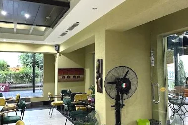 SHITET AMBIENT BIZNESI, LOKAL, TIRANE 300 000Euro / 140m2