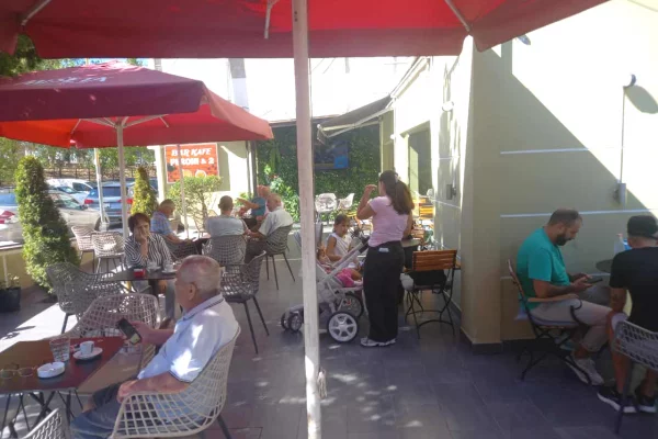 TIRANE, SHITET AMBIENT BIZNESI, LOKAL - 300 000Euro / 140m2