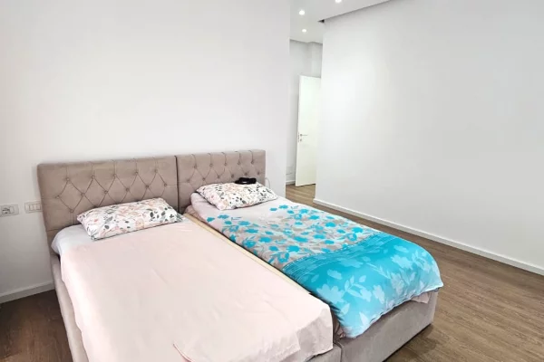 Appartamento in vendita a Tirana 3+1, Arredato