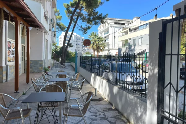 Business Property for Rent 2+1 in Durres - 700 Euro