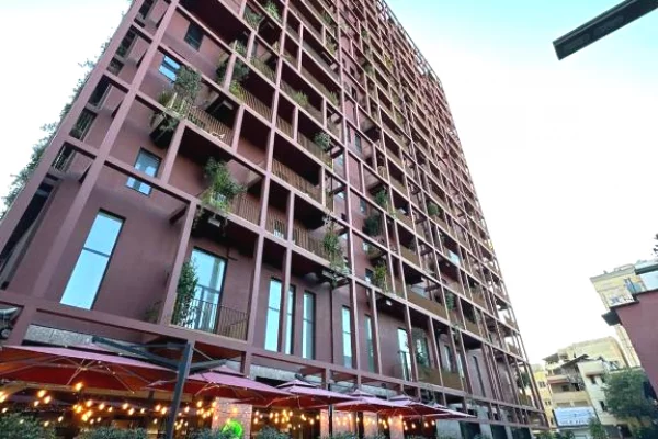 Shtepi ne shitje Apartament ne Tirane, 1+1, Mobilimi E mobiluar, Pagesa 210,000  Euro.