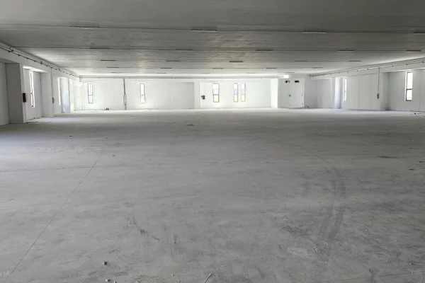 Business Property for Rent 1+1 in Tirana - 18,400 Euro