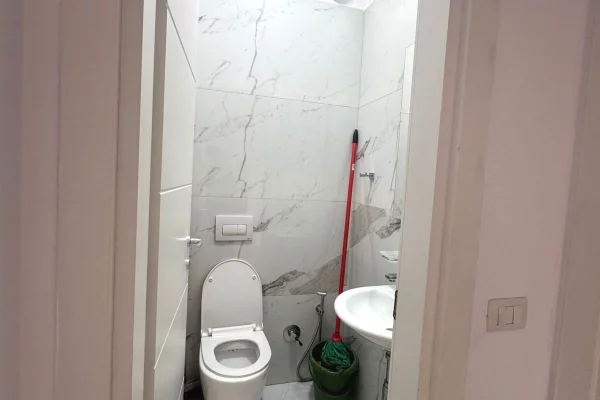 Business Property for Rent 3+1 in Tirana - 850 Euro