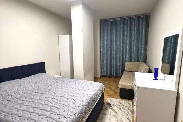 Shtepi me qera Apartament ne Tirane, 1+1, Mobilimi E mobiluar, Pagesa 70,000  Leke.