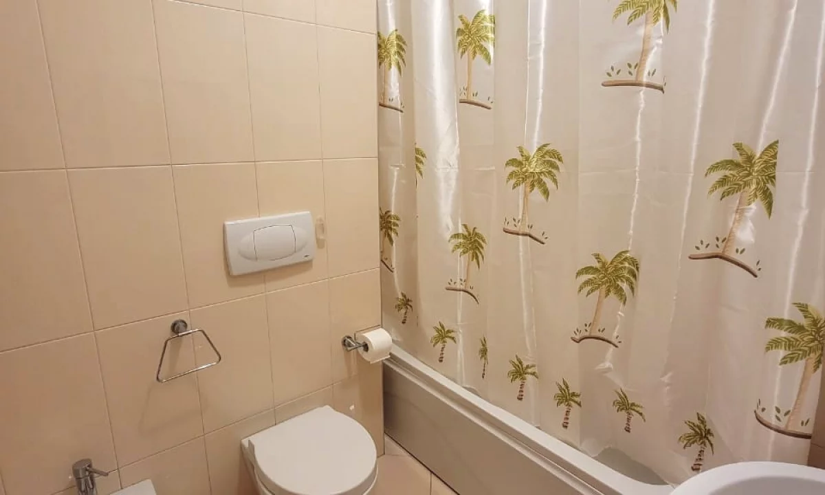 Shtepi me qera Apartament ne Tirane, 2+1, Mobilimi E mobiluar, Pagesa 900  Euro.