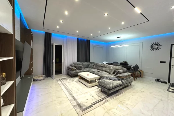 Shtepi me qera Apartament ne Tirane, 1+1, Mobilimi E mobiluar, Pagesa 700  Euro.