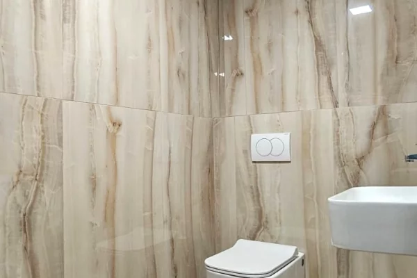 🏢 DYQAN / NJESI BIZNESI ME QIRA – RRUGA “SAMI FRASHERI”, BLLOKU