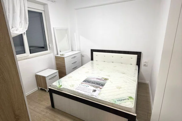 Shtepi me qera Apartament ne Tirane, 1+1, Mobilimi E mobiluar, Pagesa 500  Euro.