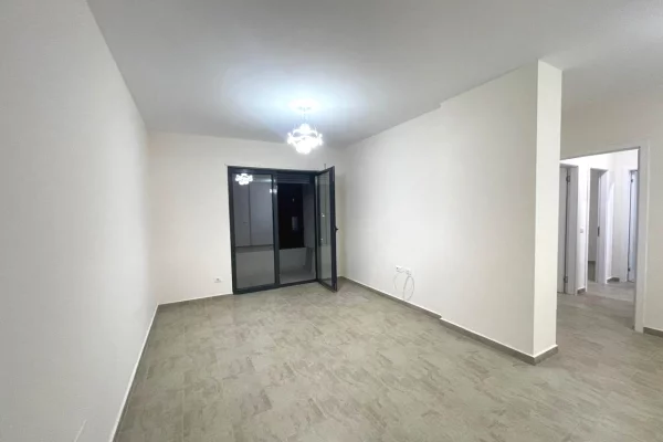 🏢 Jepet me qira ambient per zyre 2+1+2 – Bulevardi i Ri, Rruga Karl Gega