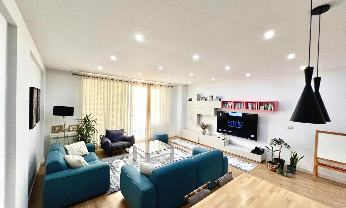 Shtepi me qera Apartament ne Tirane, 2+1, Mobilimi E mobiluar, Pagesa 1,100  Euro.