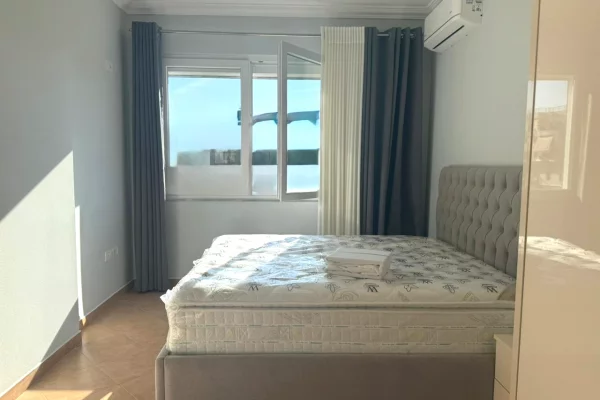 Shtepi me qera Apartament ne Tirane, 2+1, Mobilimi E mobiluar, Pagesa 800  Euro.