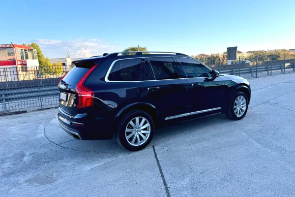 Auto in Vendita a Tirana, Volvo, 2017 Diesel,Kambio Automatik Pagamento 24,900  Euro.