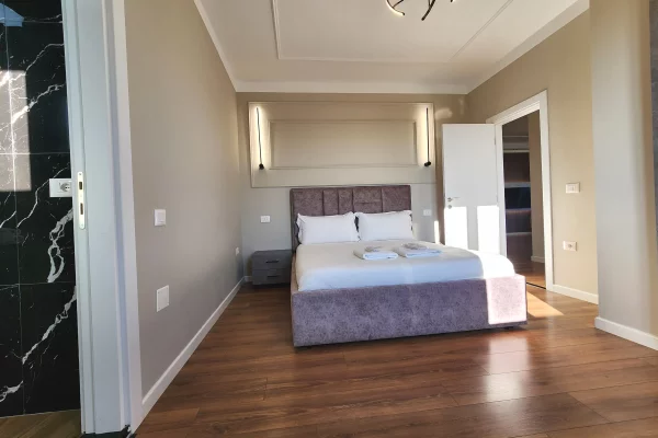 Appartamento in vendita a Tirana 2+1, Arredato