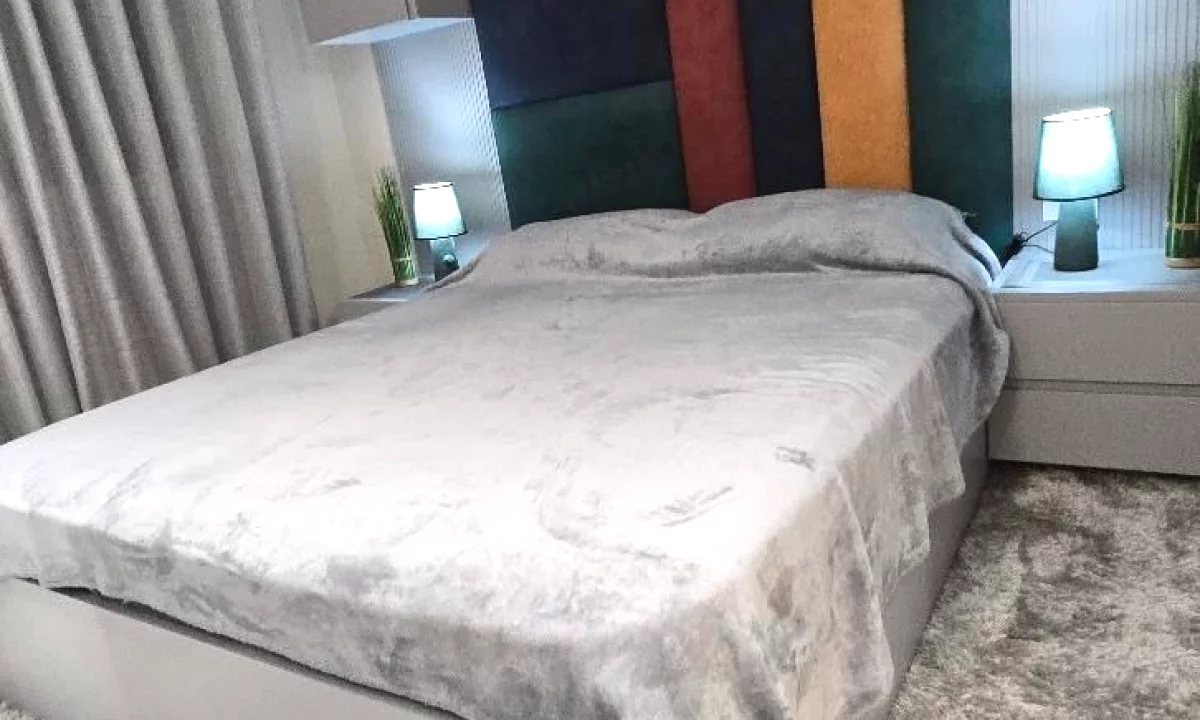 Appartamento in vendita a Tirana 2+1, Arredato