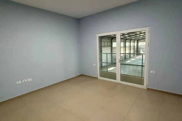 🏭 Jepet Kapanon industrial me qira ne Vore