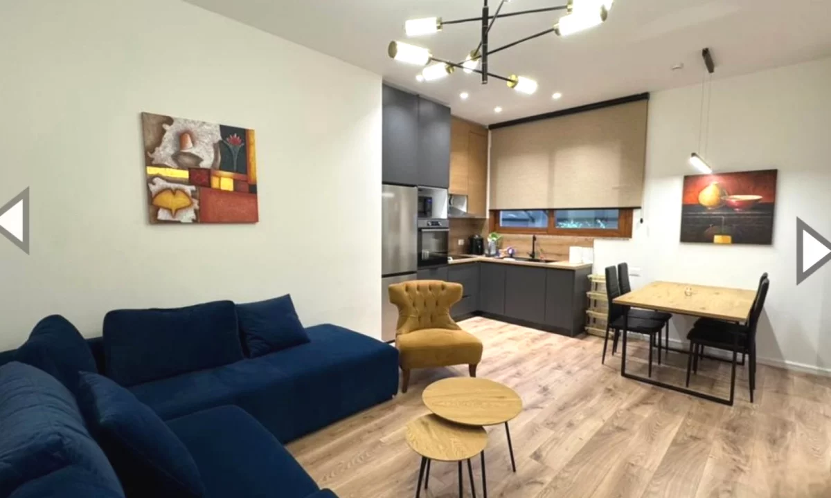 Shtepi me qera Apartament ne Tirane, 2+1, Mobilimi E mobiluar, Pagesa 700  Euro.