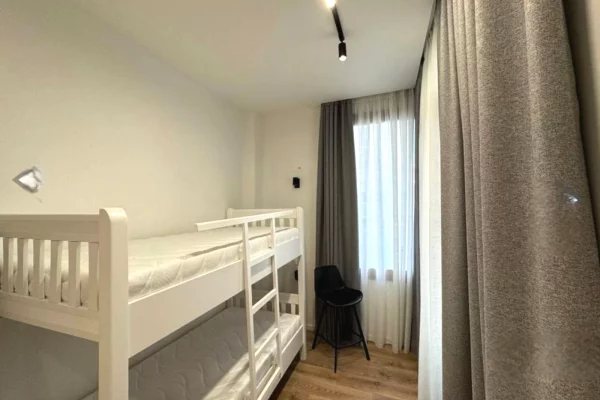 Shtepi me qera Apartament ne Tirane, 2+1, Mobilimi E mobiluar, Pagesa 700  Euro.