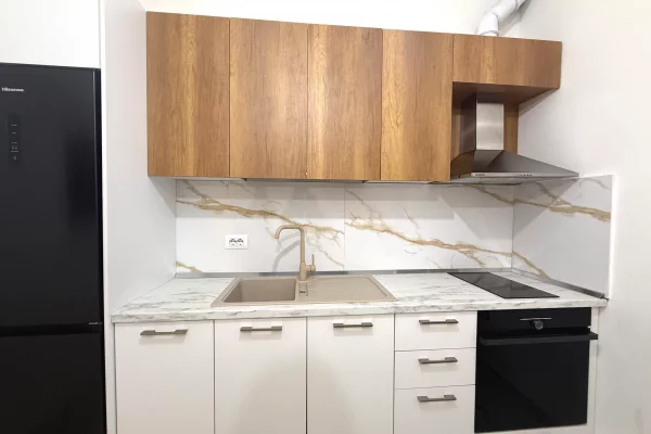 Shtepi me qera Apartament ne Tirane, 2+1, Mobilimi E mobiluar, Pagesa 800  Euro.