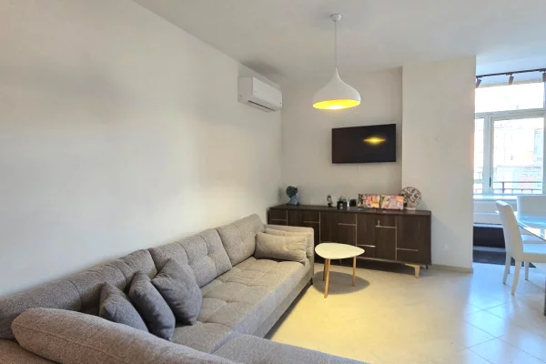 🏡 Apartament 2+1+2 për Qira – Rruga e Kosovarëve