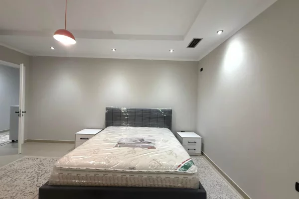 Jepet me qira apartament modern 2+1 – Pranë Rrugës 5 Maj