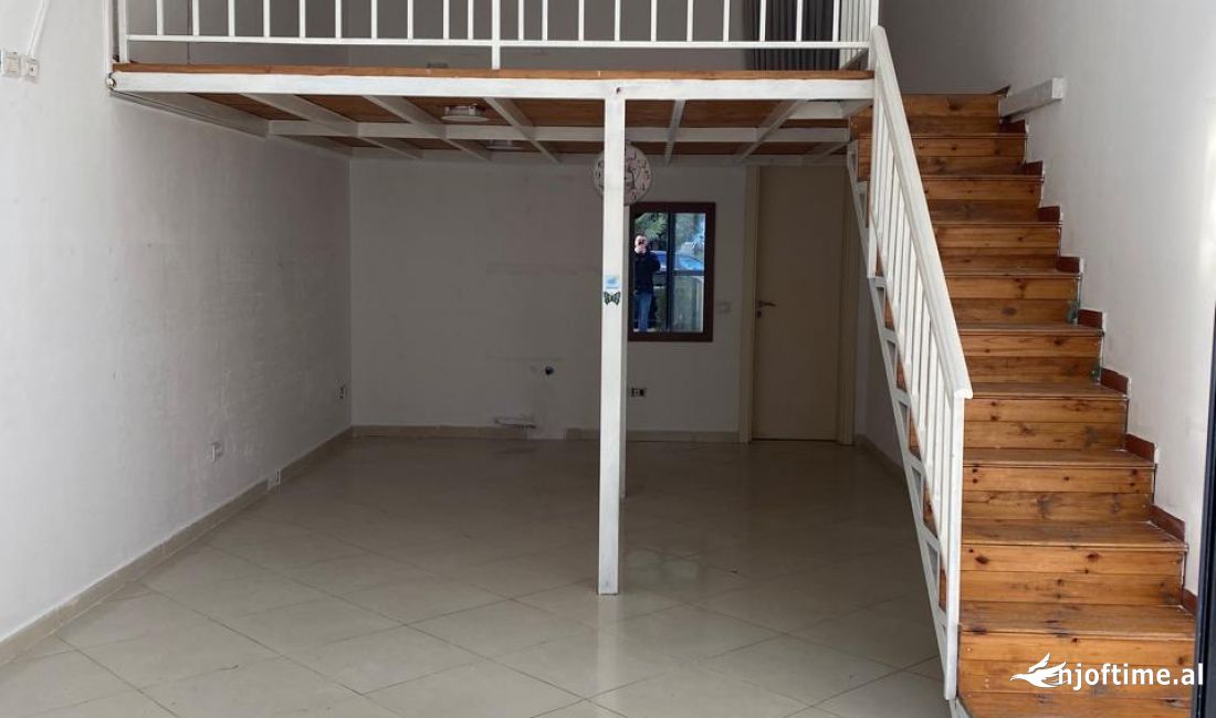 Astir, jepet me qira ambient biznesi!