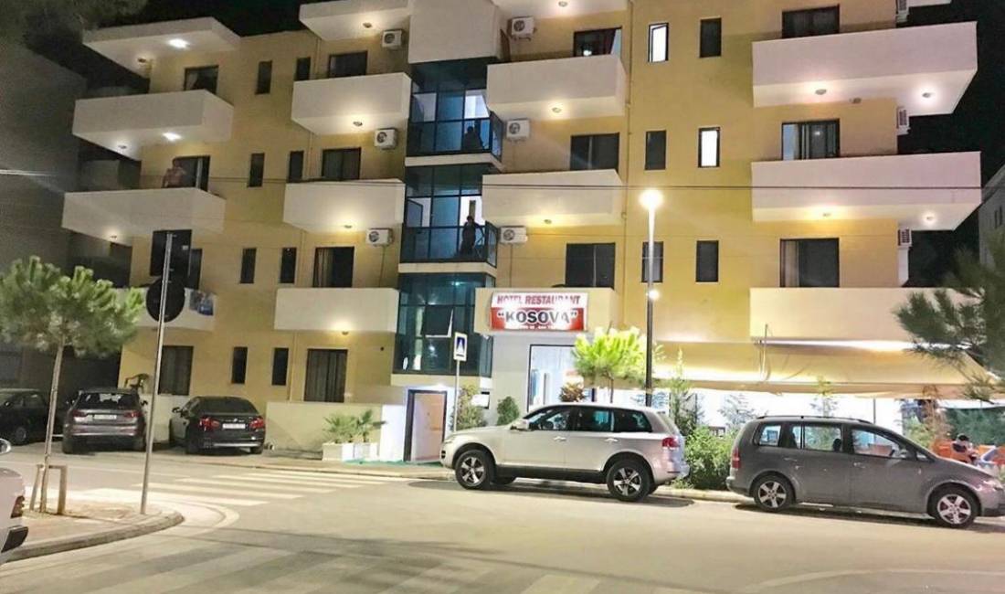 Offerte di lavoro a Durazzo, Profession Ndihmese Kuzhiniere, Banakiere dhe Pastruese , , Pagamento 27,000  Leke.